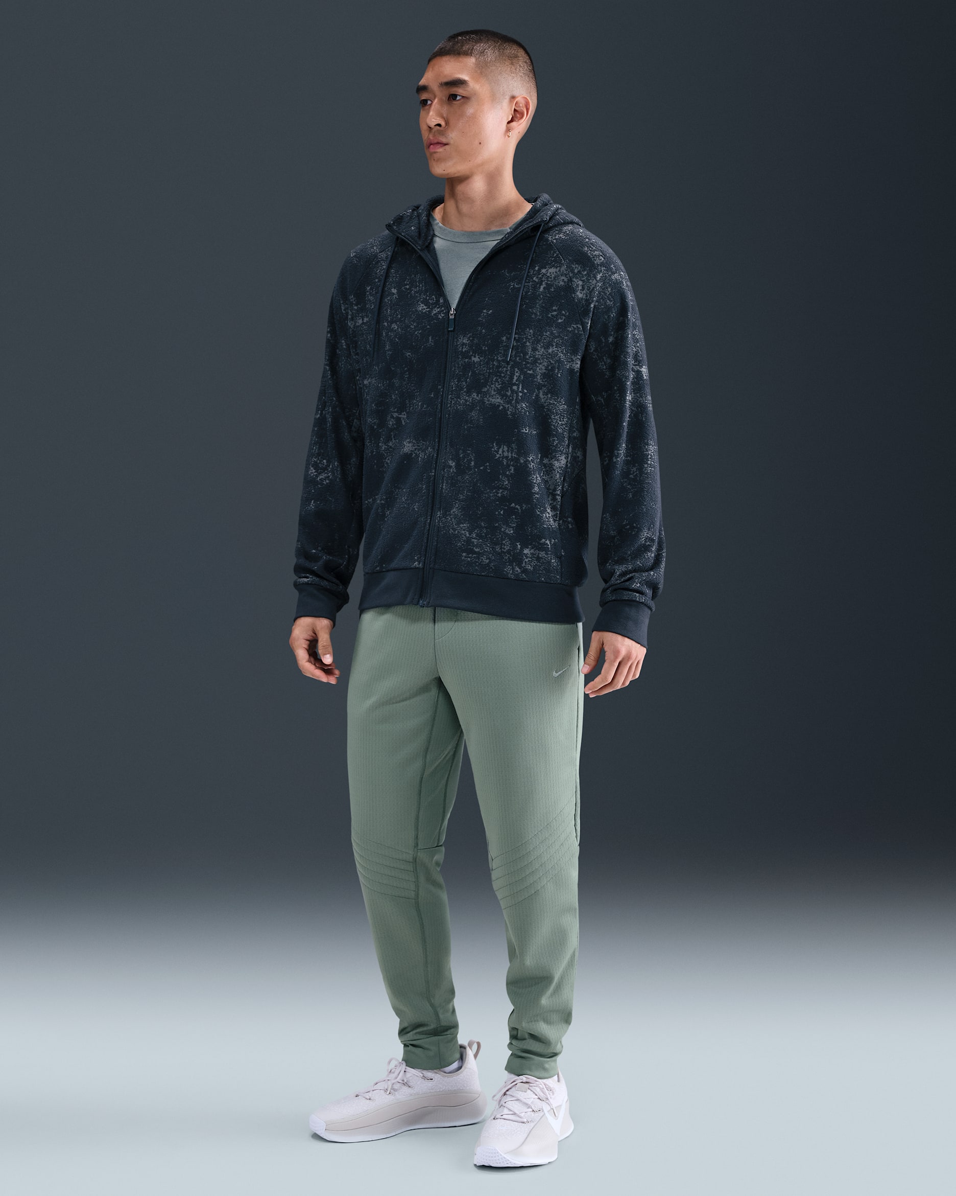 ナイキTherma-FIT ADV A.P.S. ジョガーパンツ　L ナイキ（NIKE）（メンズ）Therma-FIT Water Repellent Winterized